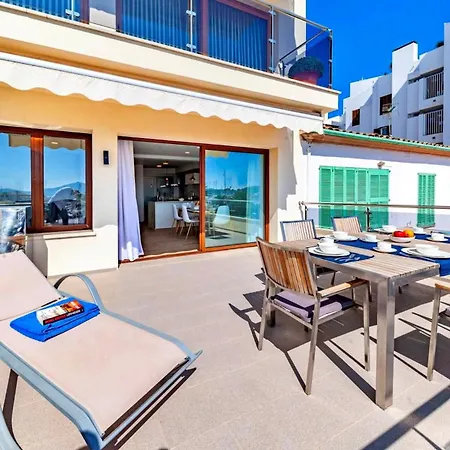 Apartment Seafront Marina 1 *